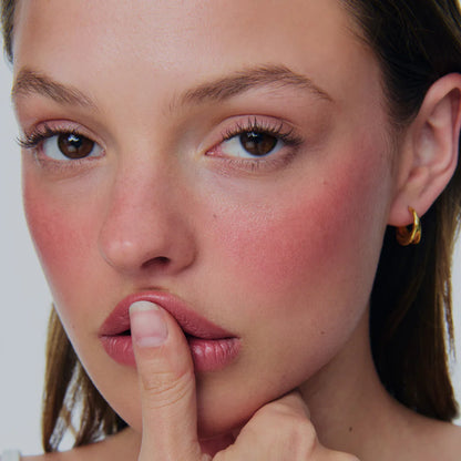 Rhode pocket blush