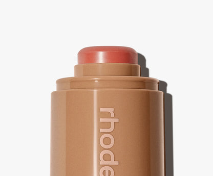 Rhode pocket blush