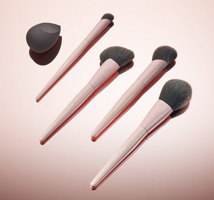 Face Shaping Essentials brushes