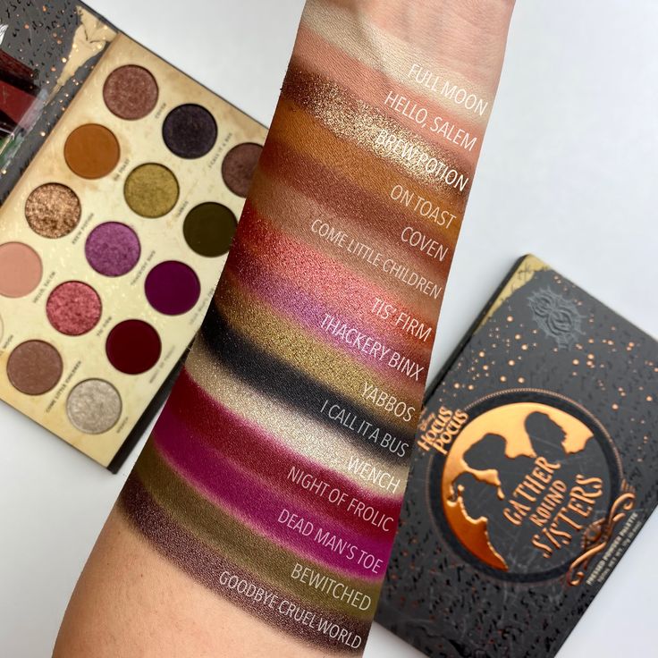Gather Round Sisters Disney Hocus Pocus Eyeshadow Palette