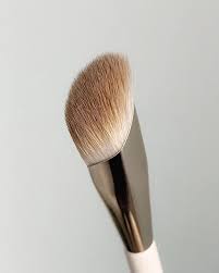 Liquid Touch Concealer Brush -  Brocha de Corrector