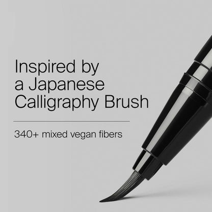 CLEAR CUT LIQUID EYELINER
