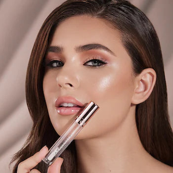 Crystal lip gloss