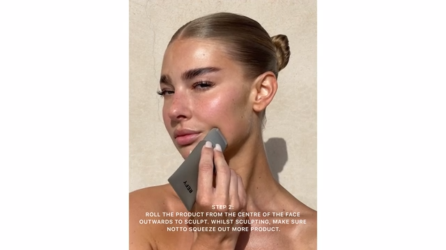 Glow and Sculpt Face Serum Primer with Niacinamide